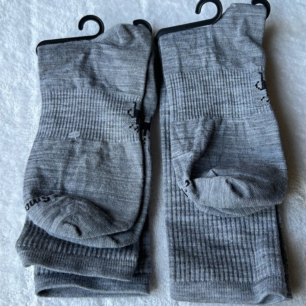 (2) Smartwool Mens Solid Rib Crew Socks